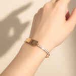 Elegant Lock Style AD Bracelet - Image 2