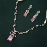 Crystal Bow Elegance Necklace - Image 4