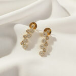 The Cluster Halo Golden Choker Set - Image 5